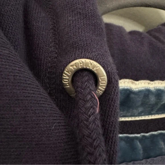 PINK Hooded Crop Jacket - Picture 4 of 10